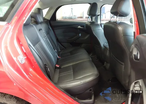 2012 Ford Focus Sel z USA, uszkodzony, nr VIN 1FAHP3H23CL214754